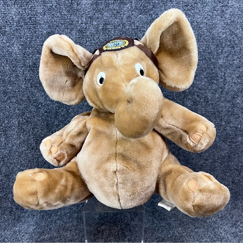Ringling Brothers Barnum & Bailey Circus Brown Elephant 12” Puppet Plush 1997
